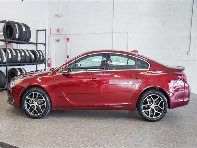 2017 Buick REGAL Sport Touring 4dr Sedan